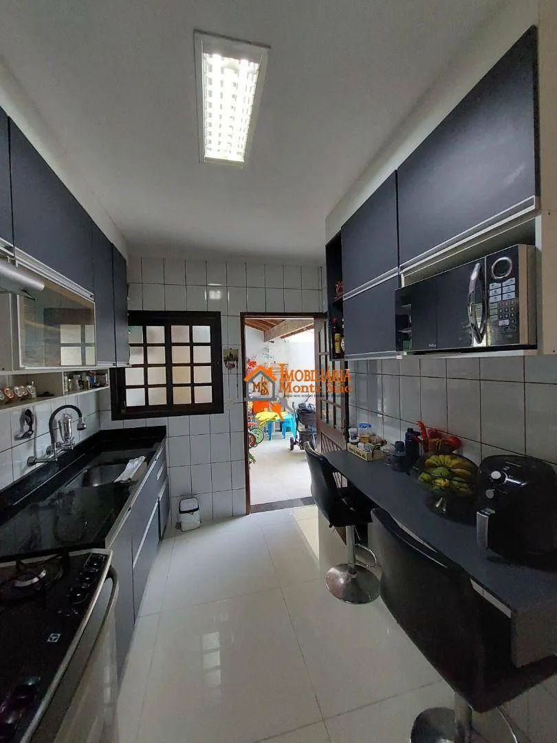 Imagem Sobrado com 2 dormitórios à venda, 106 m² por R$ 395.000,00 - Jardim do Papai - Guarulhos/SP