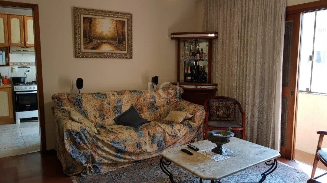 Imagem Cobertura para Venda - 182m², 4 dormitórios, sendo 1 suites, 2 vagas - São João