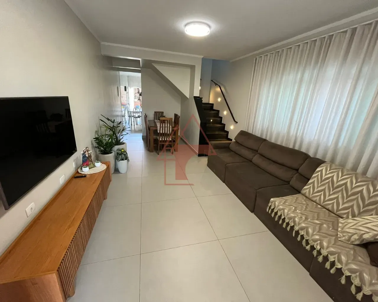 Imagem Sobrado com 3 Quartos à Venda, 203 metros em Jardim Casqueiro - Cubatão