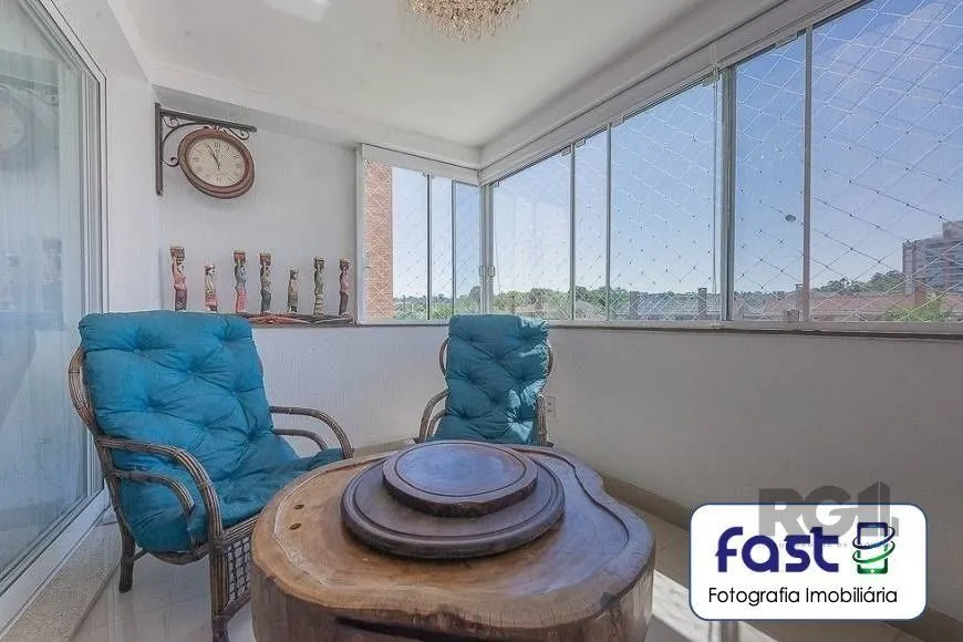 Imagem Vende Excelente Apartamento no Bairro - Jardim do Salso - Porto Alegre