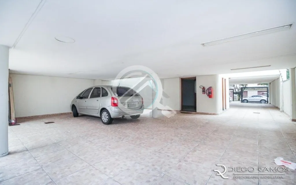 Imagem Apartamento semi mobiliado, com 83 m² privativos. 2 dormitórios, sendo 01 suíte e outra suíte am...