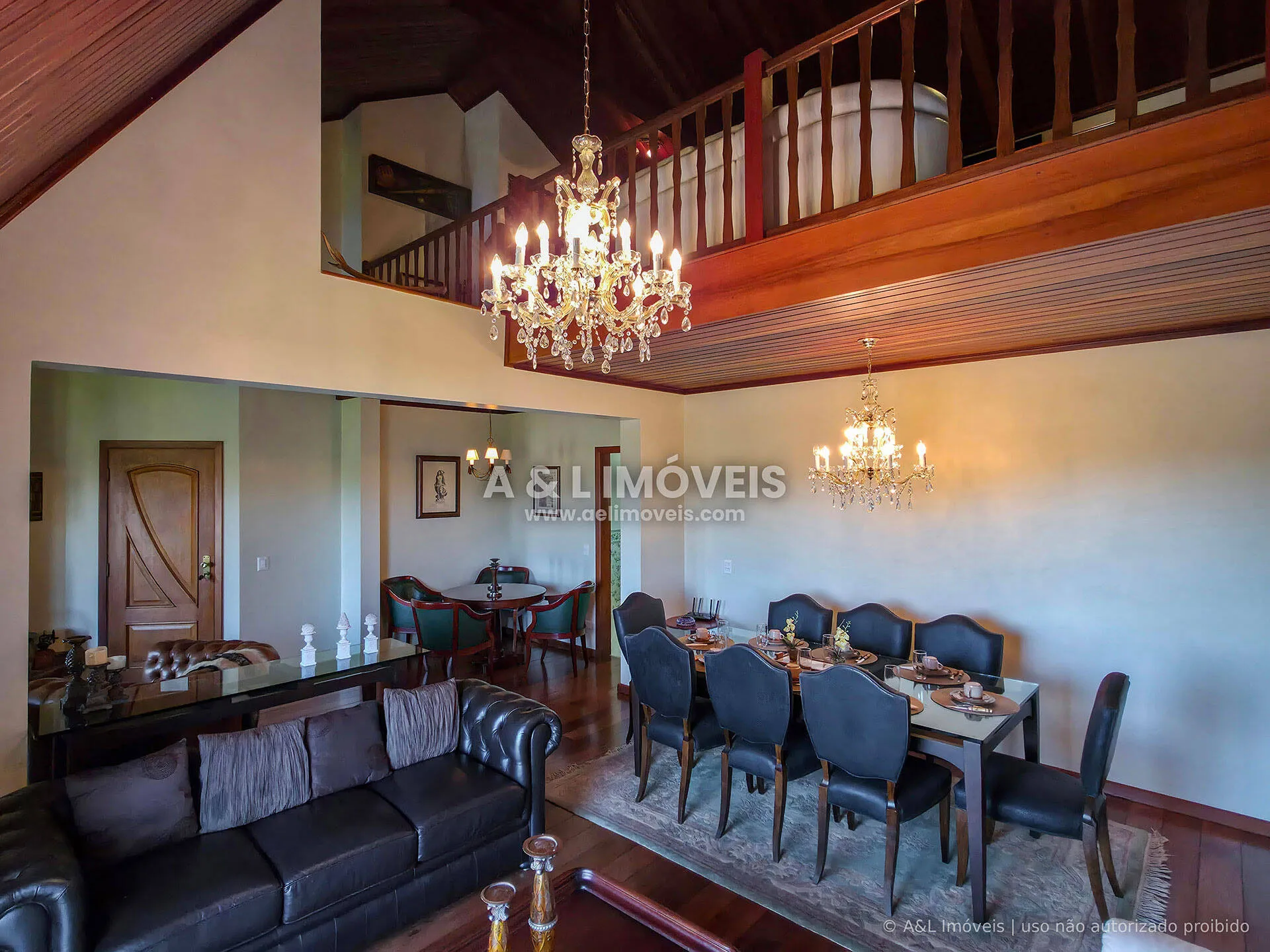 Foto do imóvel Apartamento duplex à venda em Campos do Jordão com 4 dormitórios em Avenida Manoel Augusto Esteves