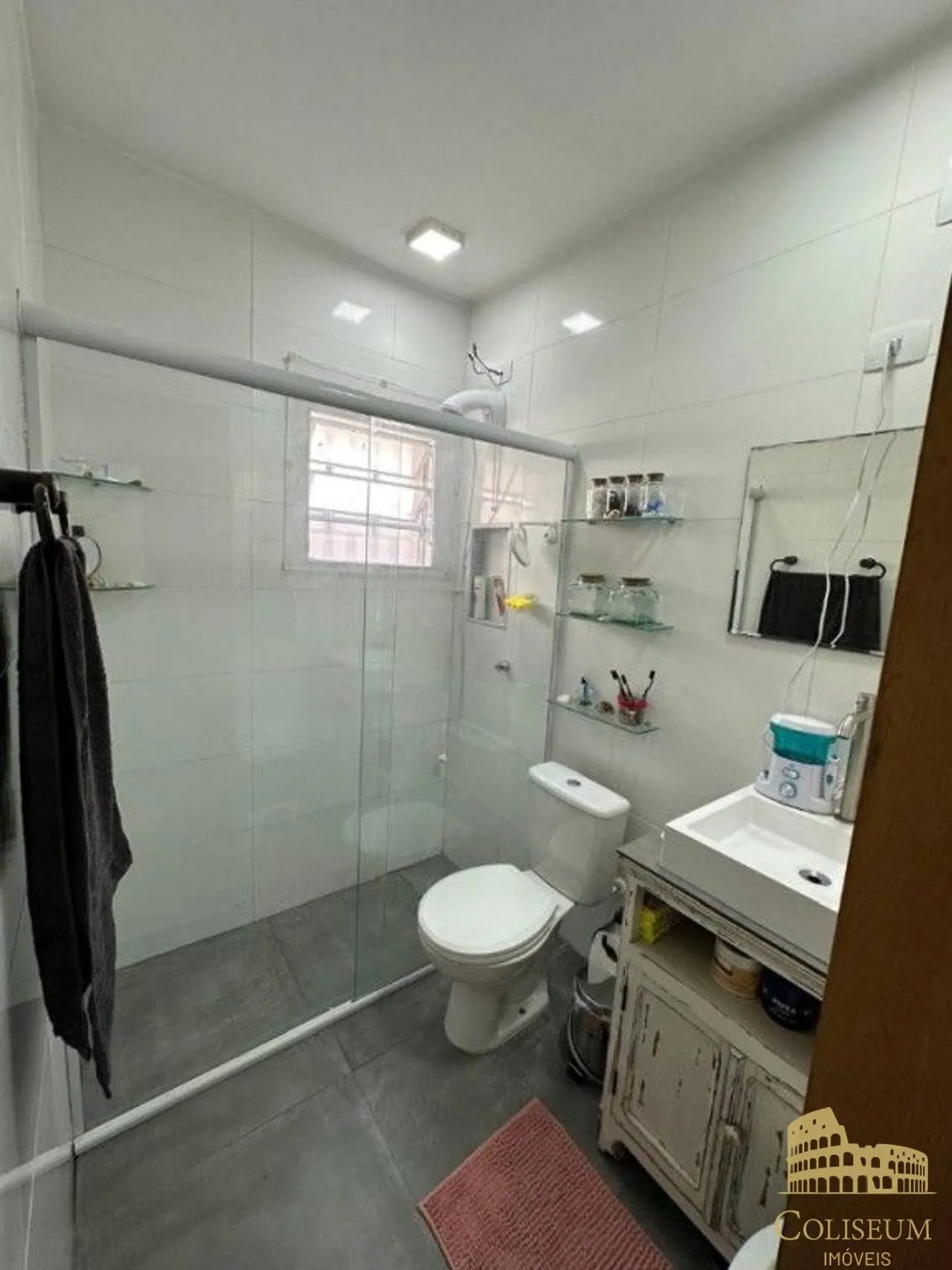 Imagem Casa com 2 dormitórios à venda, 110 m² por R$ 600.000,00 - Vila Guilhermina - Praia Grande/SP