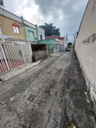 Imagem Sobrado a venda, a 600 metros do metrô Vila Prudente, com 2 dormitórios e vaga de garagem.