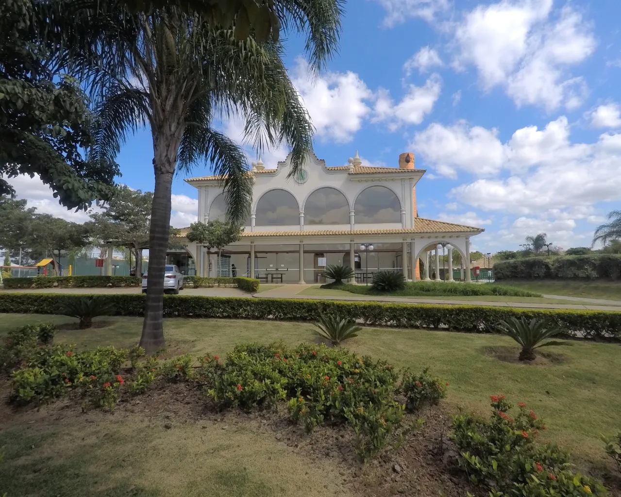 Imagem Casa no Condomínio Ibiti Royal Park