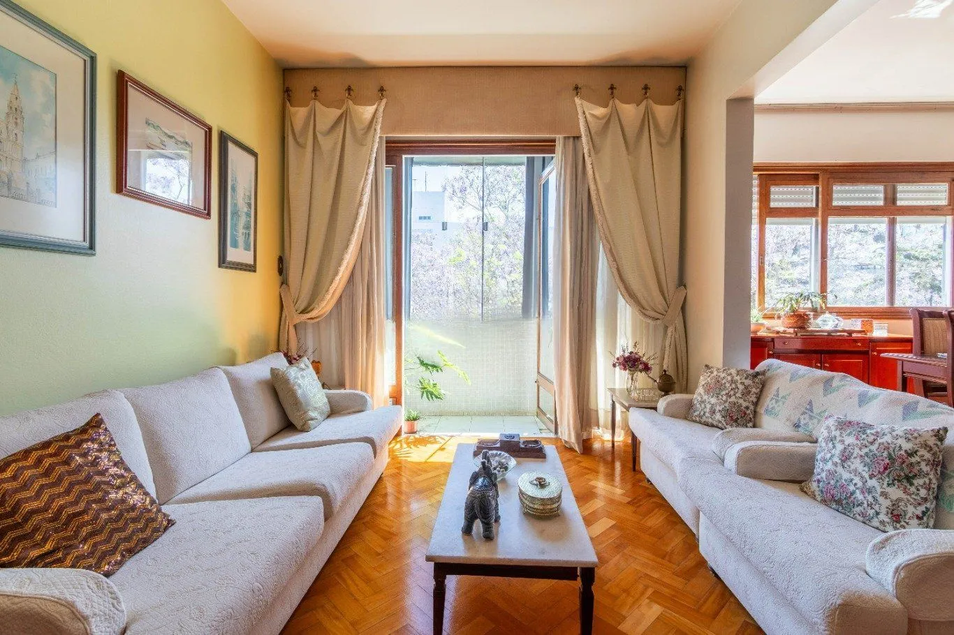 Imagem Apartamento com 3 quartos e 116m² à venda em Petrópolis, Porto Alegre. Rua General Souza Doca, Petrópolis, Porto Alegre