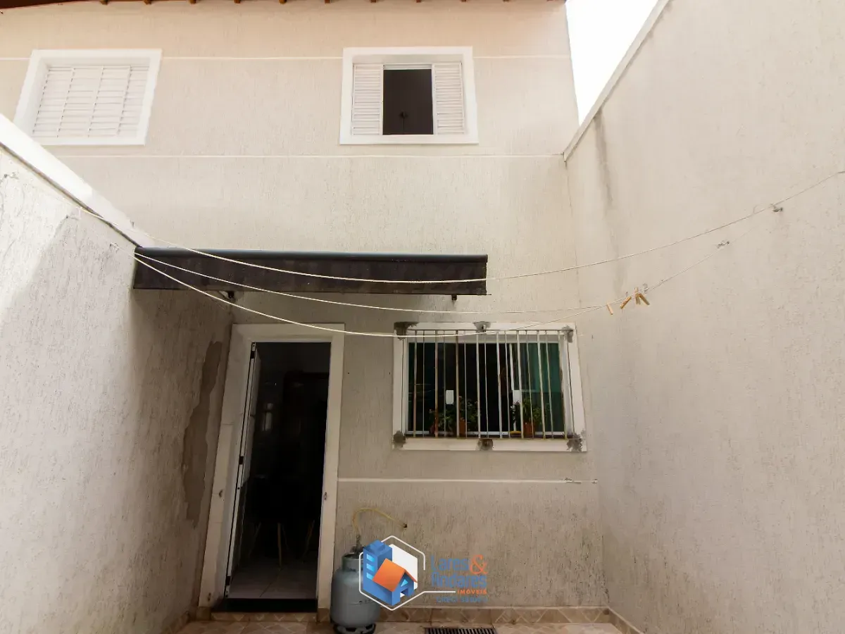 Imagem Sobrado para venda em Jardim Tremembé com 3 quartos, sendo 1 suíte, 98m²