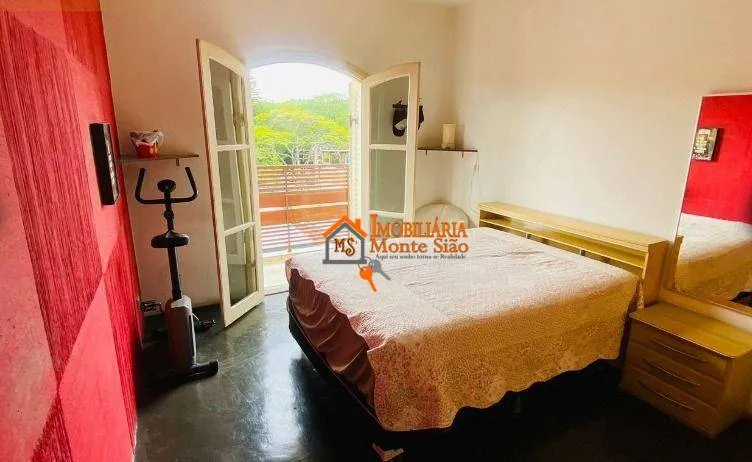 Imagem Sobrado com 3 dormitórios à venda, 194 m² por R$ 599.000,00 - Paraventi - Guarulhos/SP