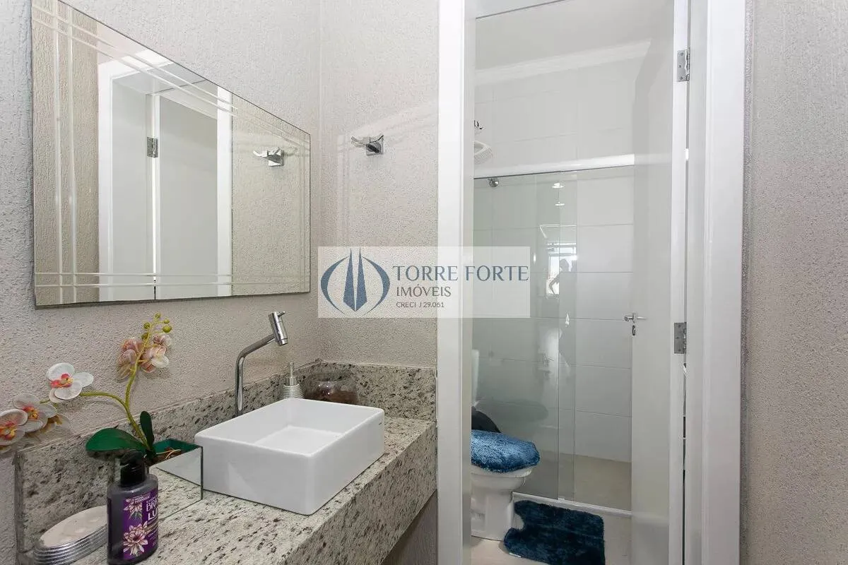 Imagem Lindo Sobrado com 4 dormitorios 1 suite 2 vagas na Vila Carrão.