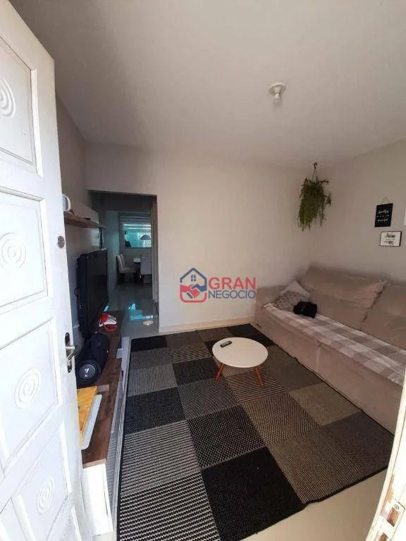 Imagem Casa com 2 dormitórios à venda - Sítio Cercado - Curitiba/PR