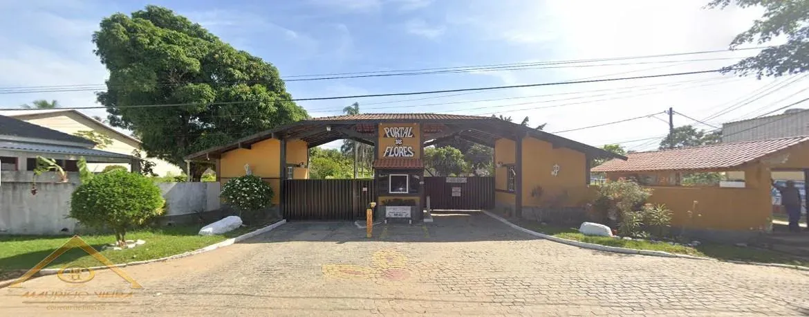 Imagem Casa em Condomínio para Venda em São Pedro da Aldeia / RJ no bairro Balneário São Pedro