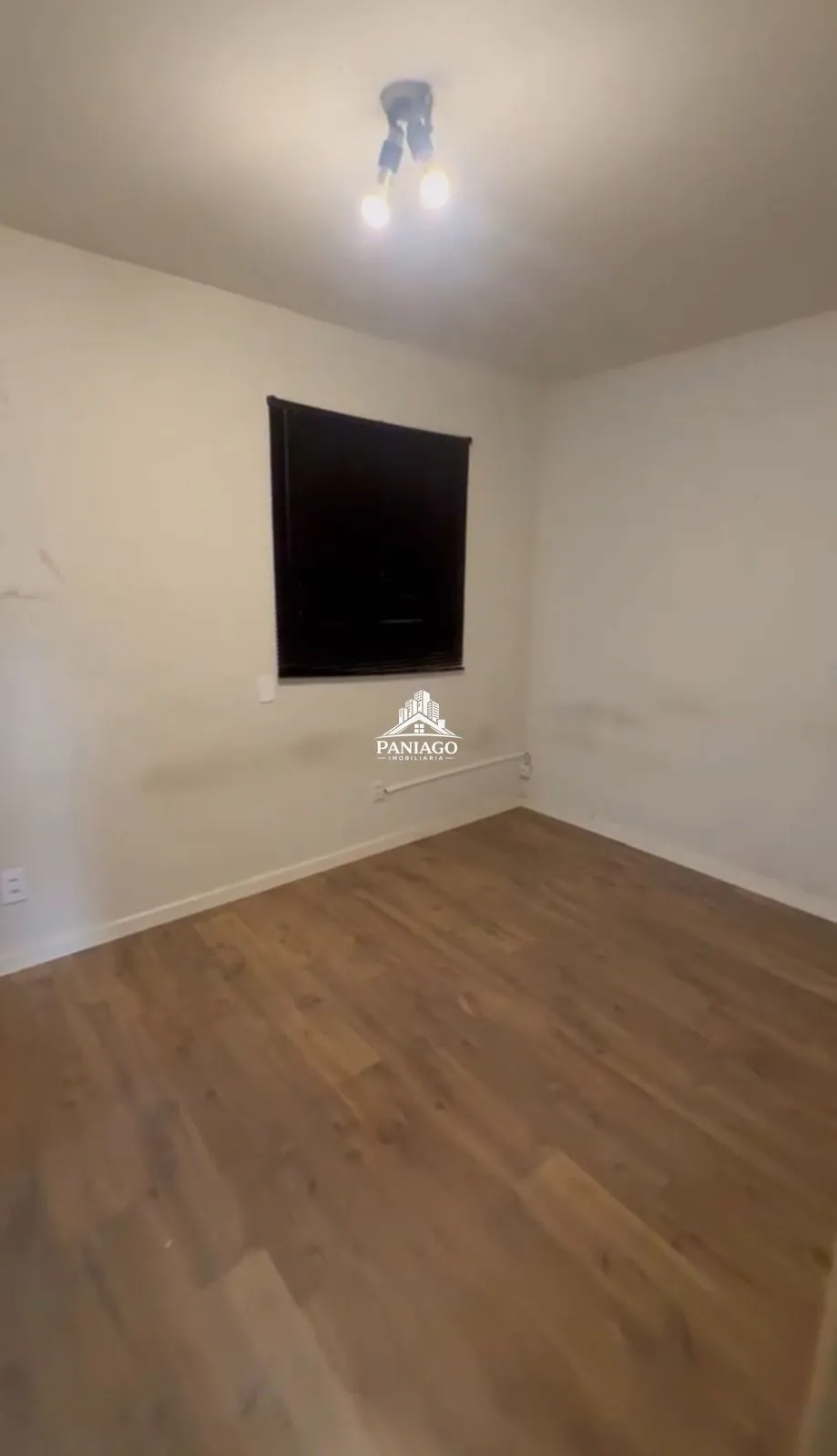 Imagem Apartamento Reformado para Locação com 2 Quartos, Suíte, Escritório