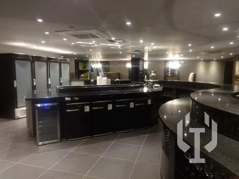 Imagem Apartamento à venda, no Atlantic Paradise em Itapema, Meia Praia, com 4 quartos, 270m2