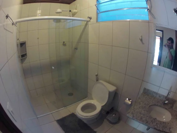 Imagem Casa a 50 metros do mar com um belo jardim