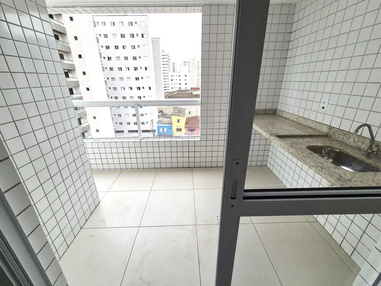 Imagem Apartamento com 1 Quarto à Venda, 58 metros em Mirim - Praia Grande
