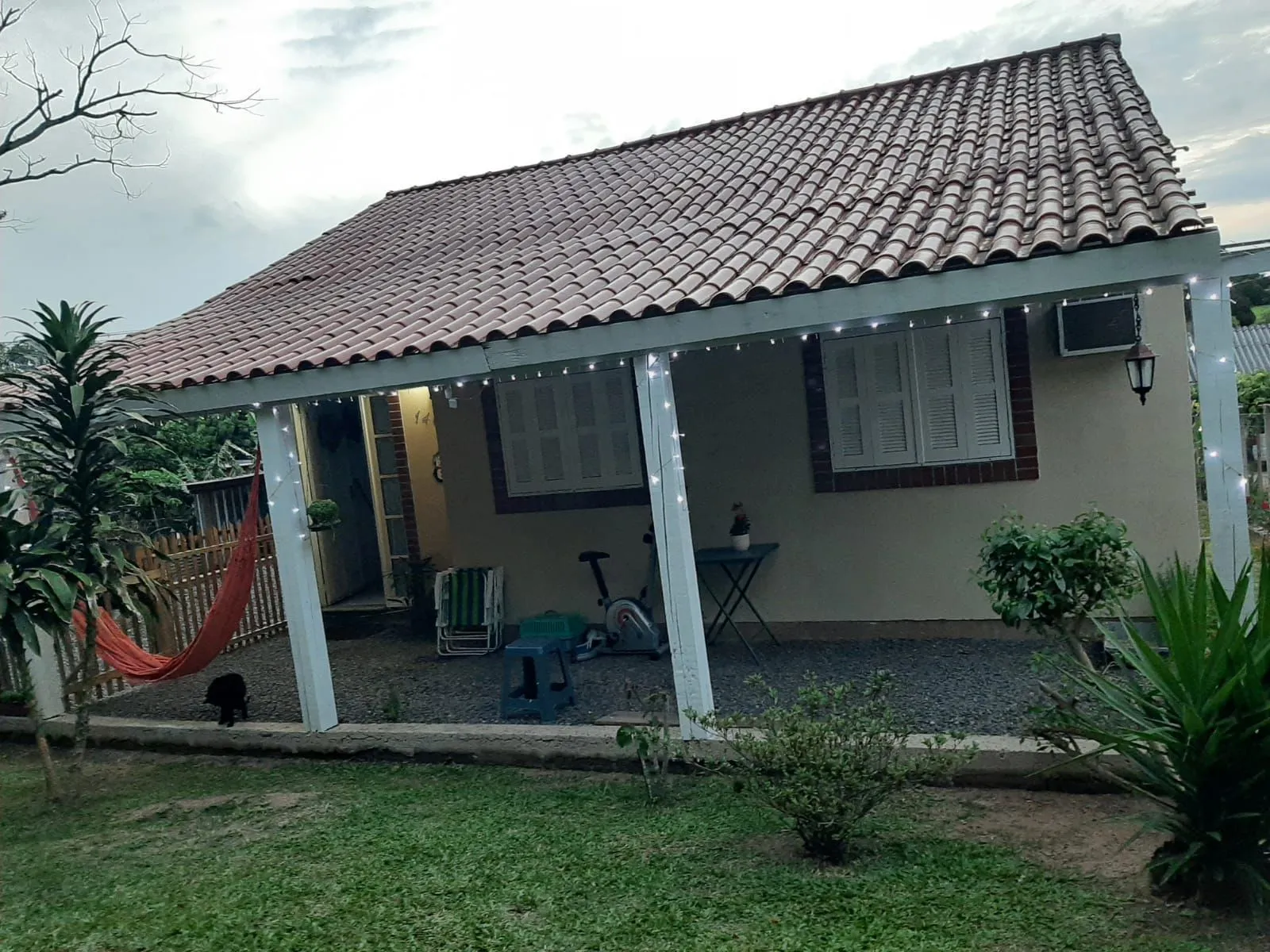 Imagem SITIO COM DUAS CASAS E PISCINA NA RESTINGA