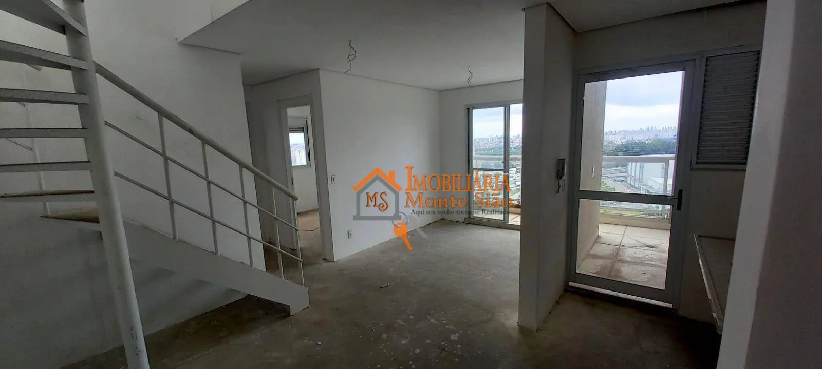 Imagem Apartamento Duplex com 3 dormitórios à venda, 130 m² por R$ 900.000,00 - Vila Endres - Guarulhos/SP
