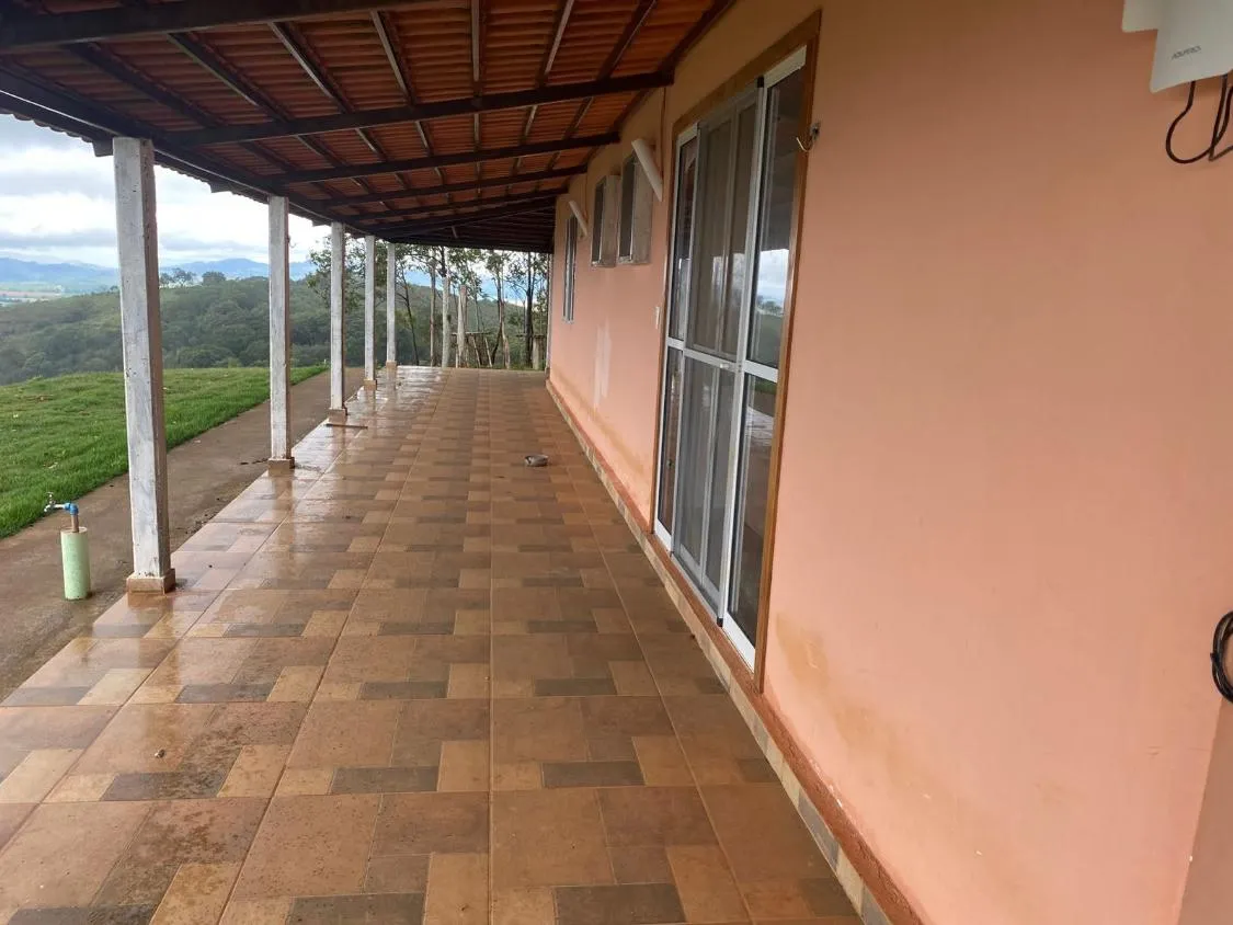 Imagem Linda fazendinha à venda em Capitólio/MG 31 hectares de terra