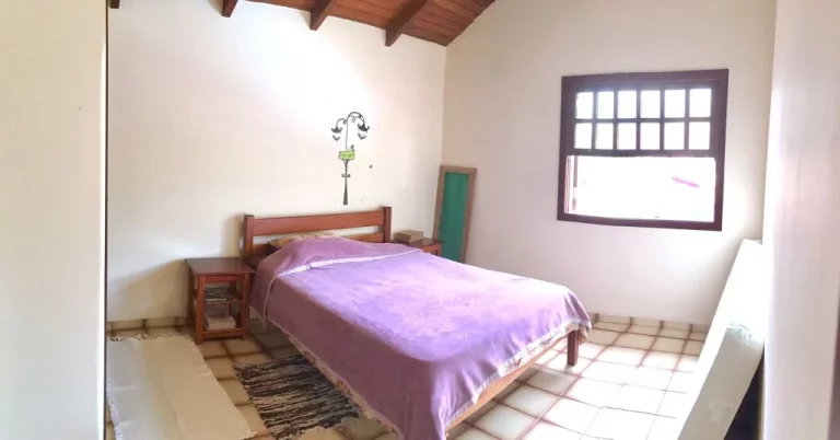 Imagem Linda casa com 4 dormitórios sendo 2 suíts´s e ar condicionado e pisicna e área gourmet maravilhosa