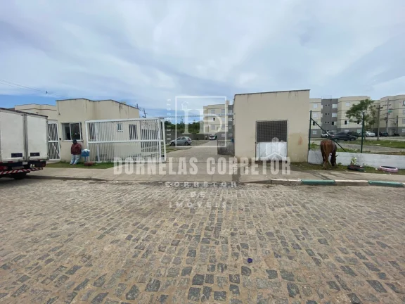 Imagem Casa à Venda em Maranguape 2 - Localização Estratégica e Preço Imperdível!
