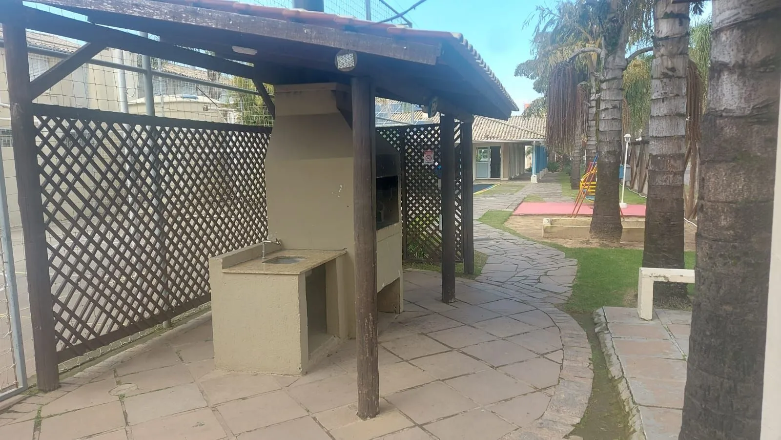 Imagem Oportunidade! Casa com 4 dormitórios no bairro Humaitá!!!