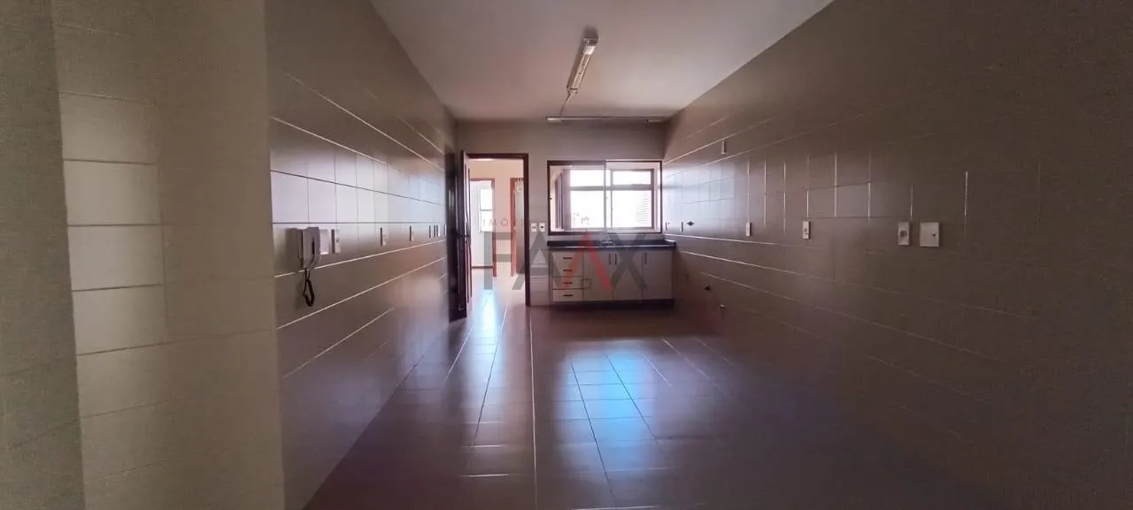 Imagem Apartamento para venda no Edifício Petrópolis com 366m útil no Centro