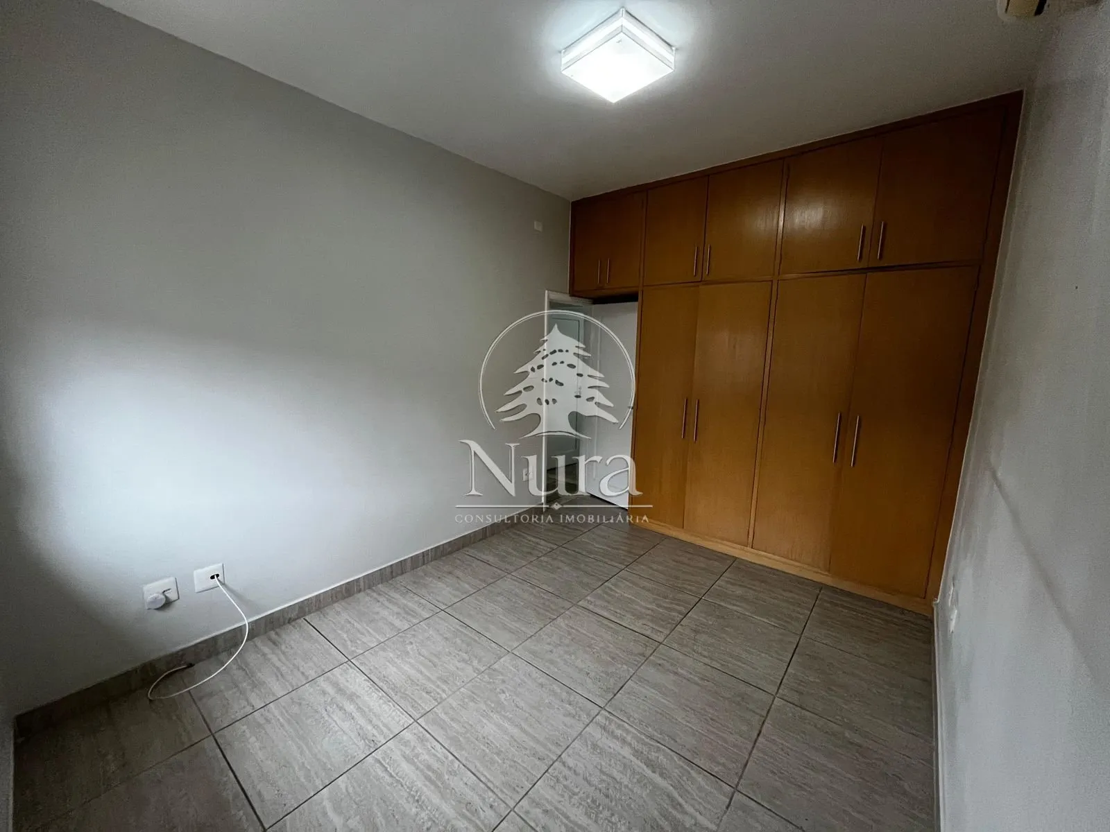 Imagem Sobrado de 3 quartos, 152m² no bairro Embaré, em Santos
