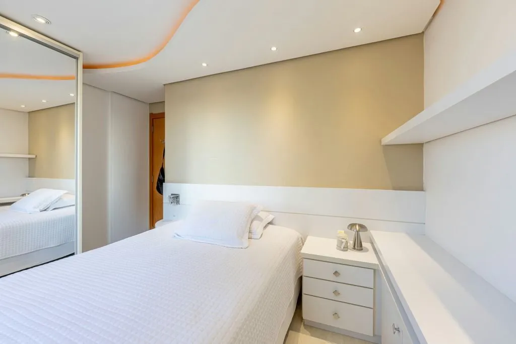 Imagem Apartamento 3 Dorm com Escritório e 2 Vagas