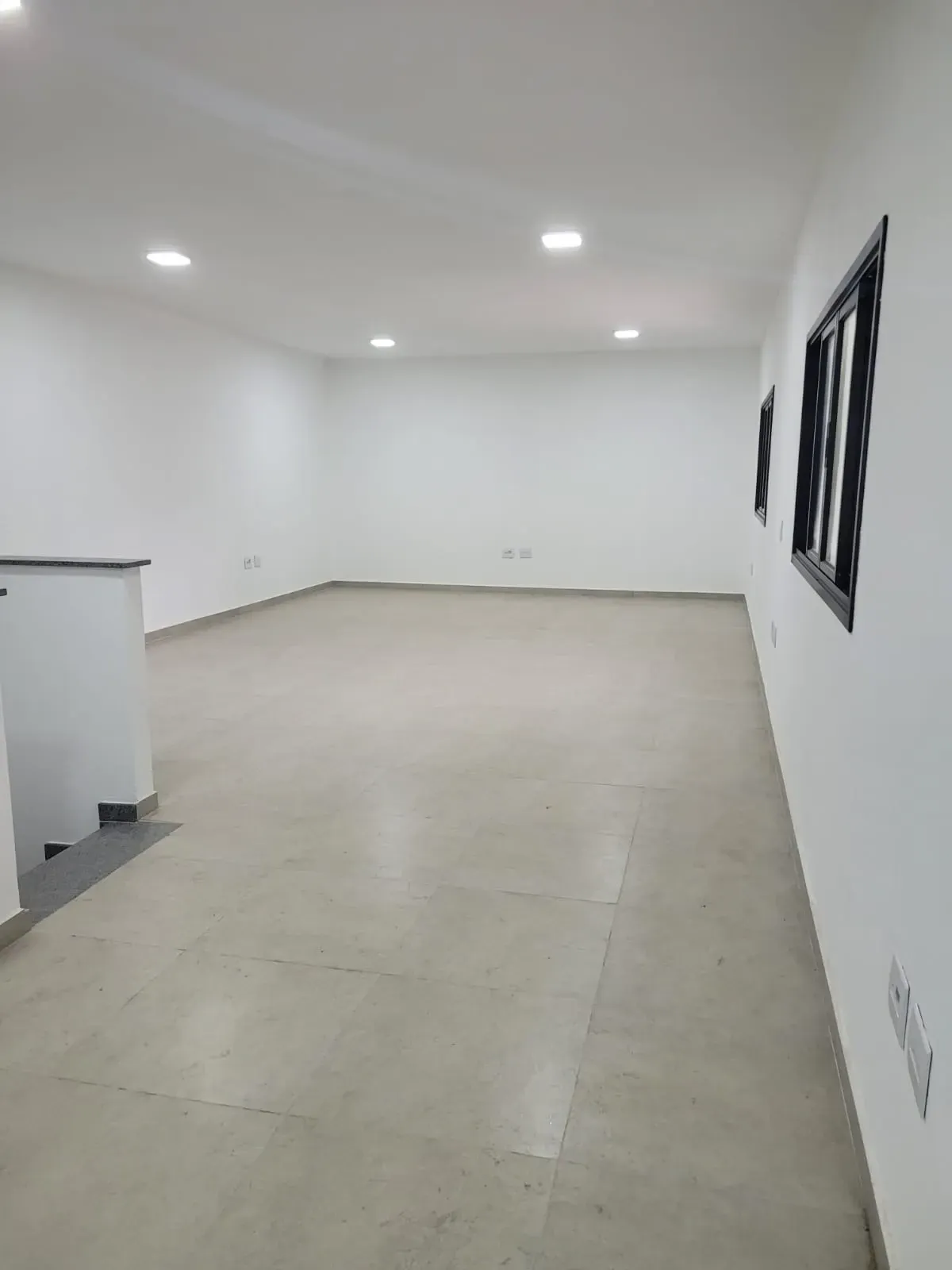 Imagem Galpão para Alugar, 1.200 m² em Aliança - Osasco