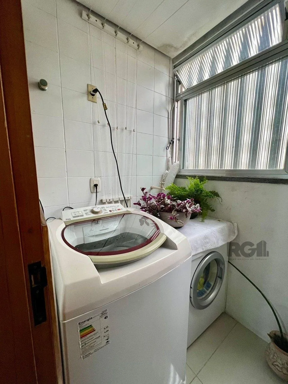 Imagem Apartamento 2 dormitórios mobiliado no bairro Partenon.