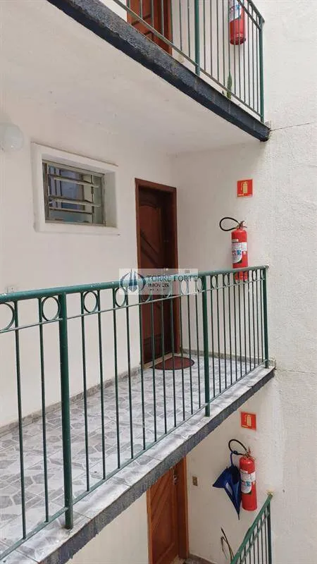 Imagem Apartamento com 3 dormitorio 1 vaga no Jardim Santa Terezinha.