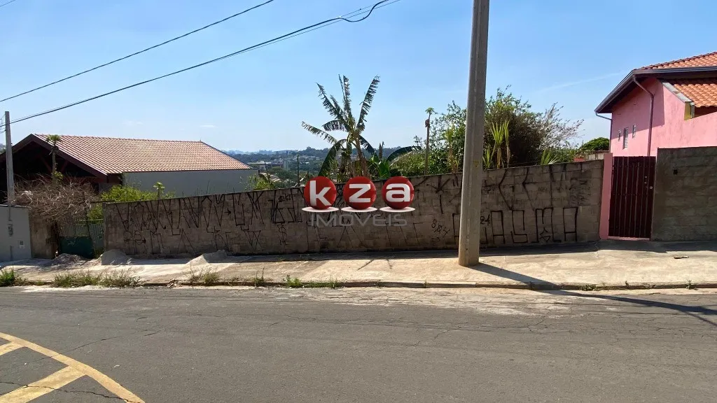 Foto do imóvel Terreno à venda em Valinhos-SP, no Jardim Maria Rosa, com 300,00 m² de área!