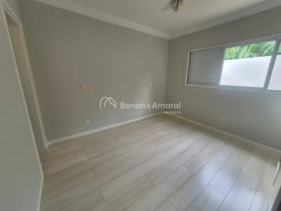 Imagem Sobrado de 202 m² à venda em condomínio exclusivo com apenas 12 casas, localizado no bairro Santa...