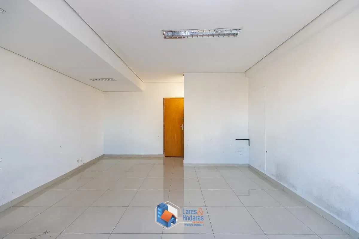 Imagem Conjunto comercial para venda em Centro, 353m²