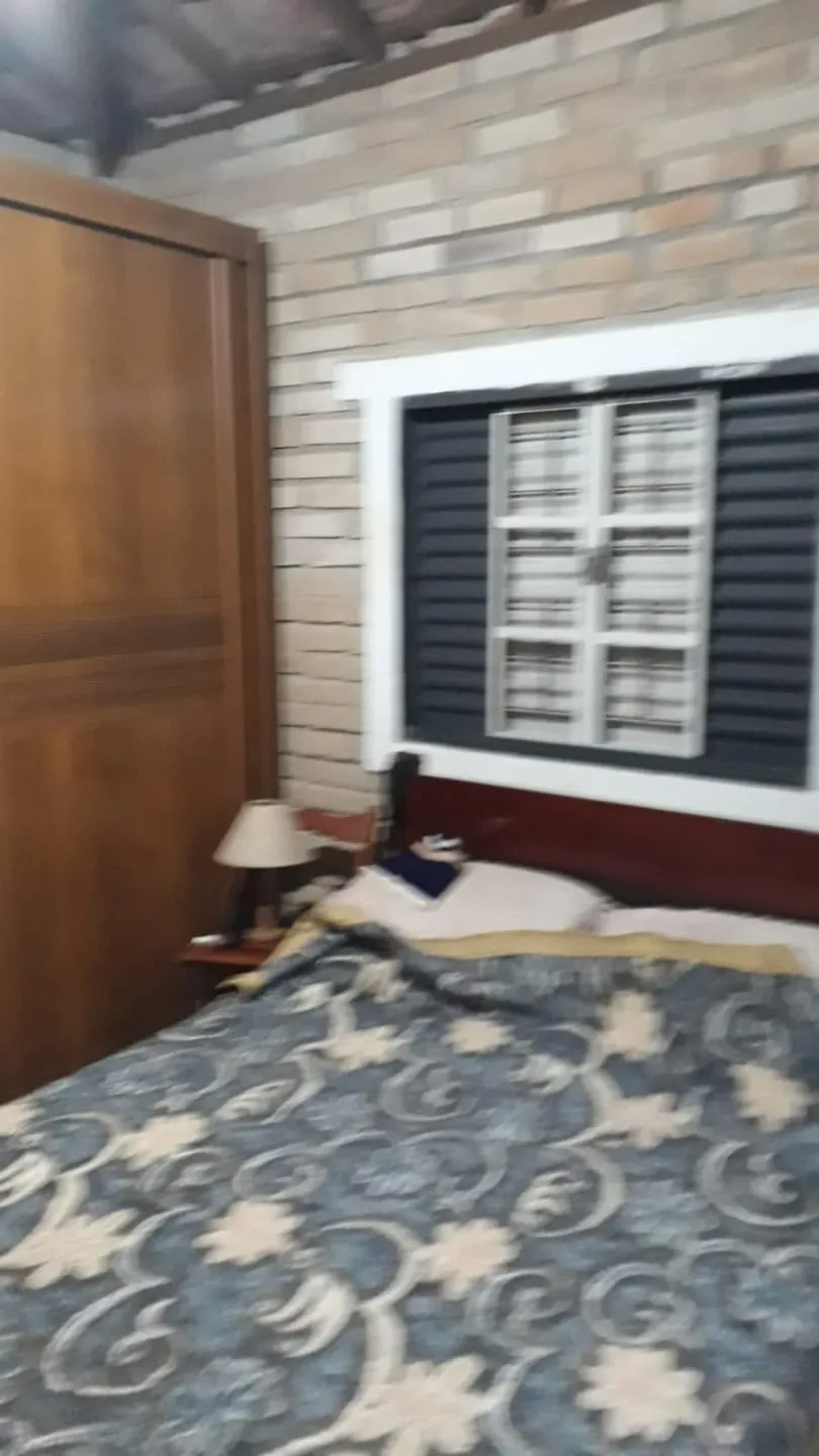 Imagem Chácara à venda 2 Quartos, 3 Vagas, 12200M², Piracuama, Pindamonhangaba - SP