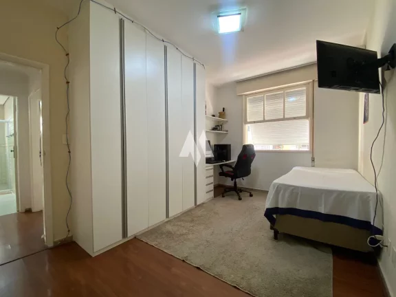 Imagem Apartamento com 139m² na Aparecida poucos metros do mar!