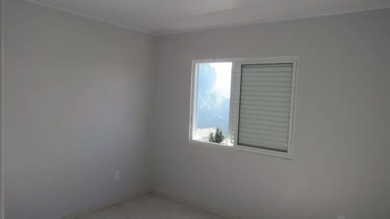Imagem Casa para Venda em Concórdia, Sintrial, 2 dormitórios, 1 suíte, 2 banheiros