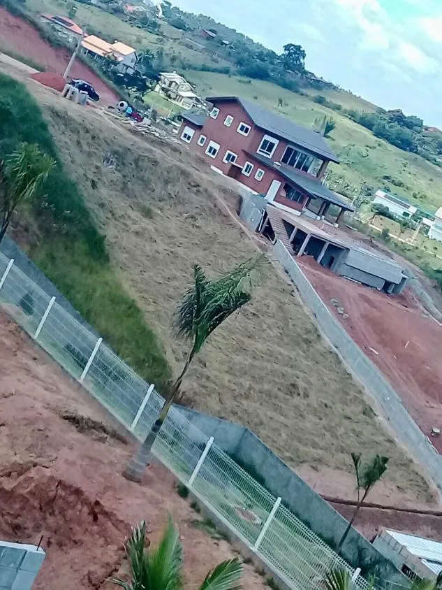 Imagem Terreno em Condomínio Alto Padrão (1.372m² - Jacareí/Guararema)