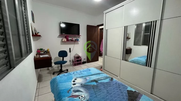 Imagem Apartamento à venda com 3 dormitórios e Garagem Coletiva no bairro da Aparecida em Santos/SP