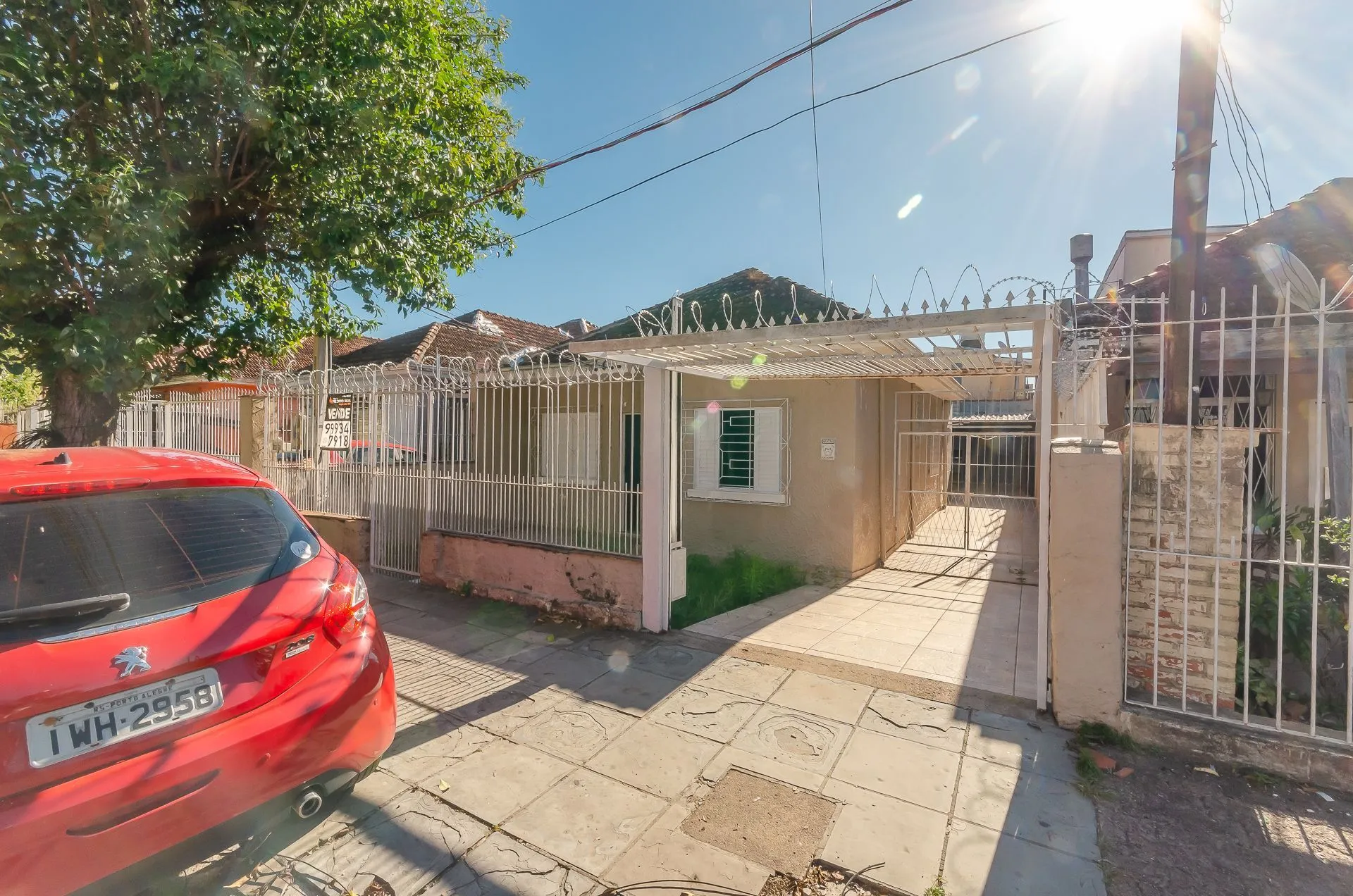 Imagem Casa a venda no bairro São José com 3 dormitórios e amplo pátio