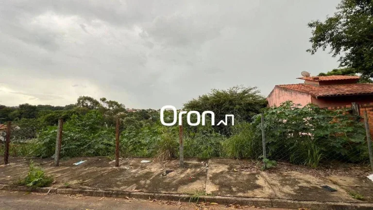 Imagem Terreno à venda, 393 m² por R$ 165.000,00 - Jardim Balneário Meia Ponte - Goiânia/GO