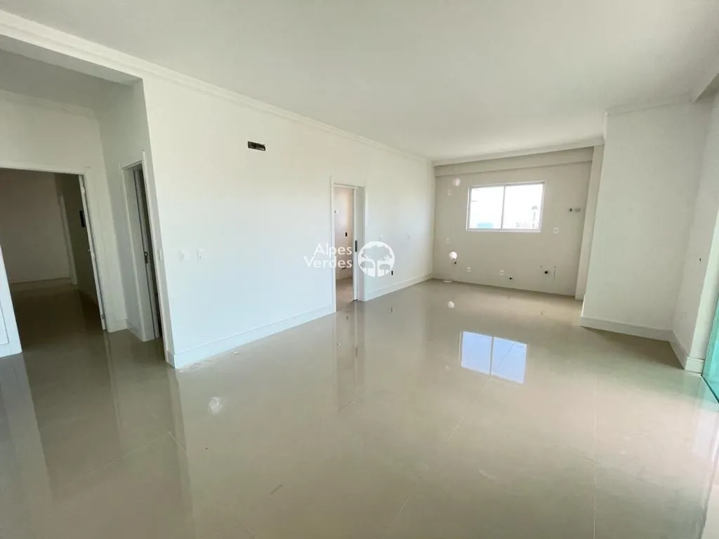 Imagem Apartamento à Venda em Meia Praia, Itapema - SC
