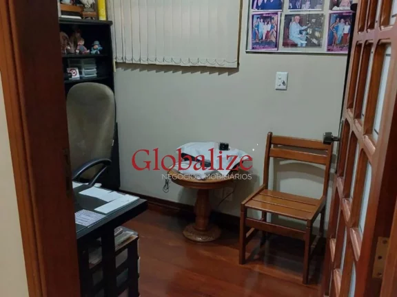 Imagem Apartamento à venda com 3 dormitórios e 1 vaga de garagem no bairro do Embaré em Santos