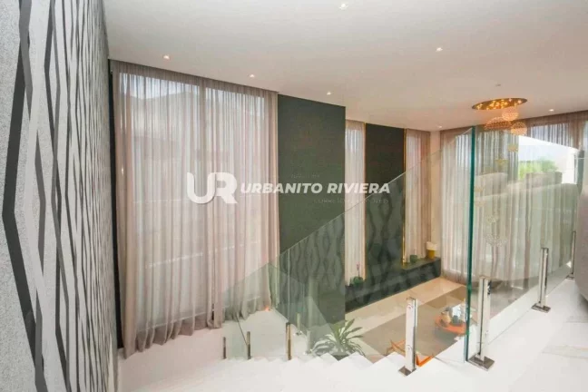 Imagem Residência de Alto Padrão com 6 Suítes, Área Gourmet Completa e Piscina Aquecida