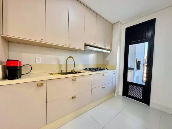 Imagem Apartamento mobiliado à venda em Joinville, zona norte.