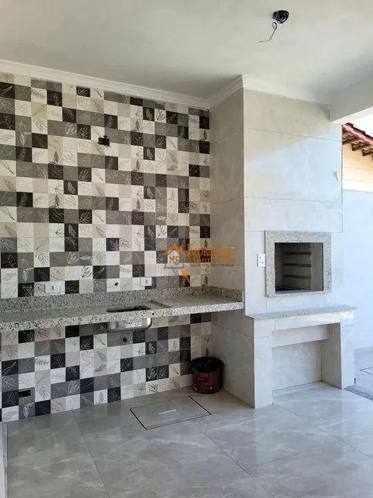 Imagem Casa com 3 dormitórios à venda, 140 m² por R$ 1.100.000,00 - Aeroporto - Guarulhos/SP