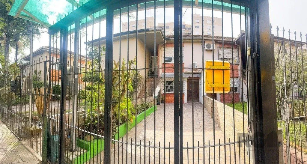 Imagem Apartamento de 115m², 3 dormitórios, 2 vagas no bairro Glória