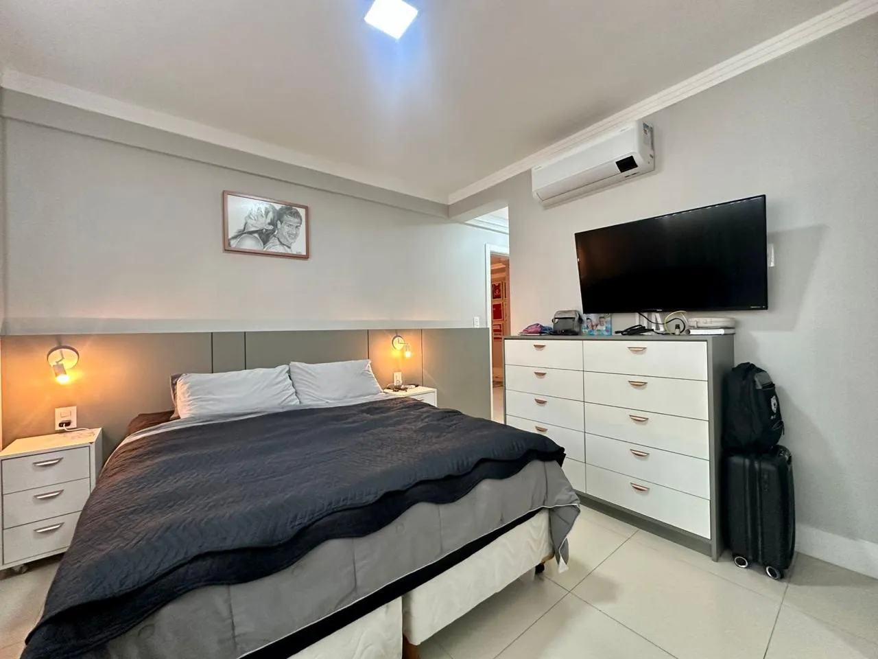 Imagem Apartamento à venda com 180m2 por R$ 2.000.000,00