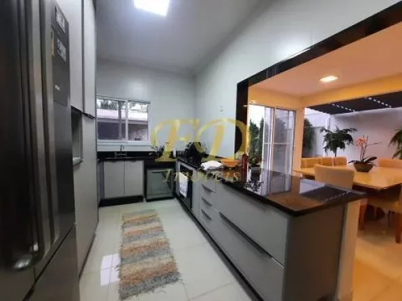 Imagem Casa de Alto Padrão em Condomínio Fechado Atibaia