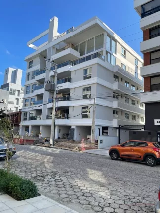 Imagem Este apartamento garden à venda em Jurerê oferece uma localização privilegiada, próximo à prai...
